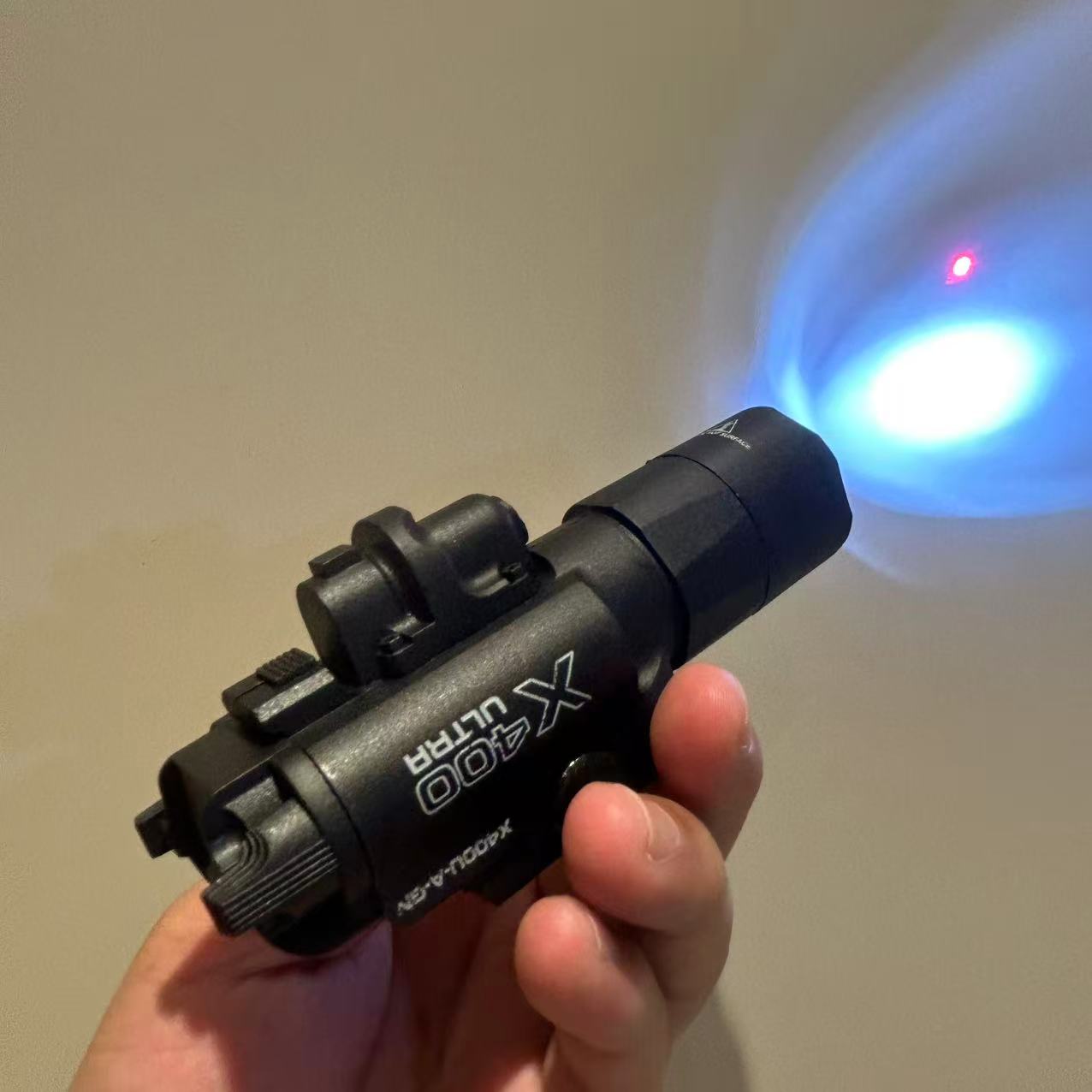 Industrial Laser Gun - ไฟฉายเลเซอร์อินฟราเรดยุทธวิธี X400U พร้อมรางไนลอน ปรับได้ สำหรับปืนของเล่น G17